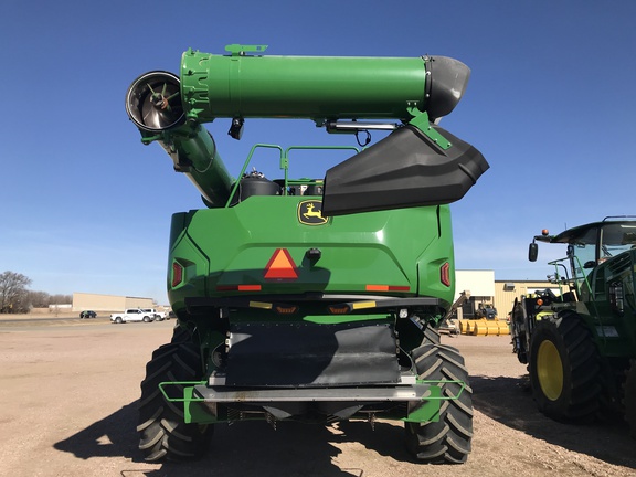 2022 John Deere X9 1100 Combine
