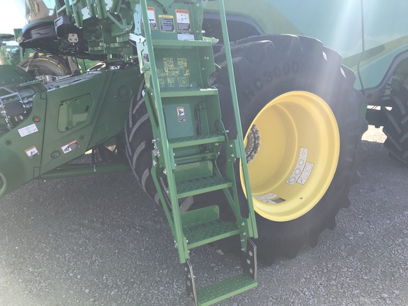 2022 John Deere X9 1100 Combine