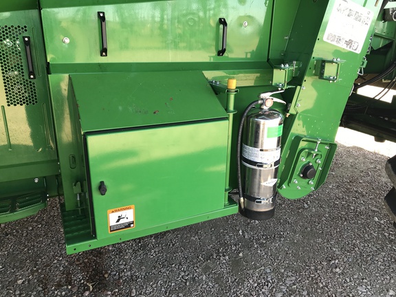 2022 John Deere X9 1100 Combine