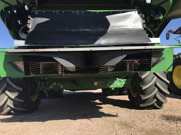 2022 John Deere X9 1100 Combine