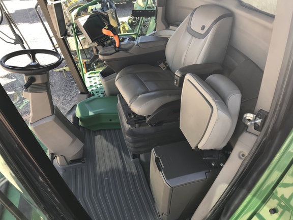 2022 John Deere X9 1100 Combine