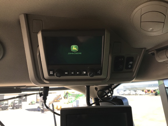 2022 John Deere X9 1100 Combine