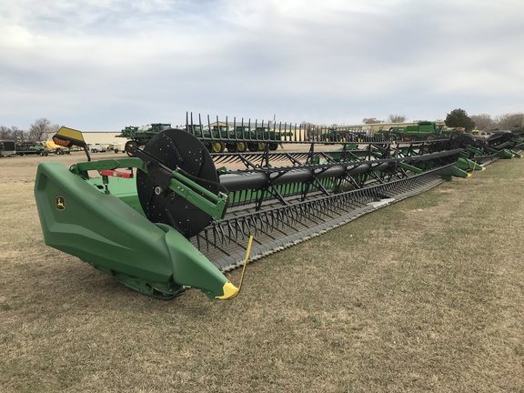 2022 John Deere HD50F Header Combine