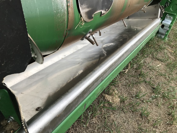 2022 John Deere HD50F Header Combine