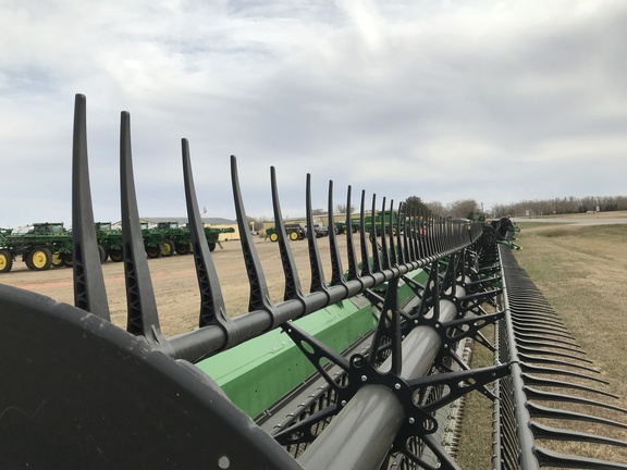 2022 John Deere HD50F Header Combine