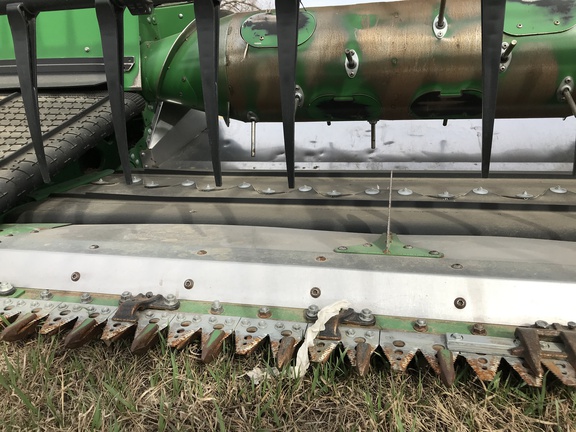 2022 John Deere HD50F Header Combine