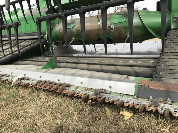 2022 John Deere HD50F Header Combine
