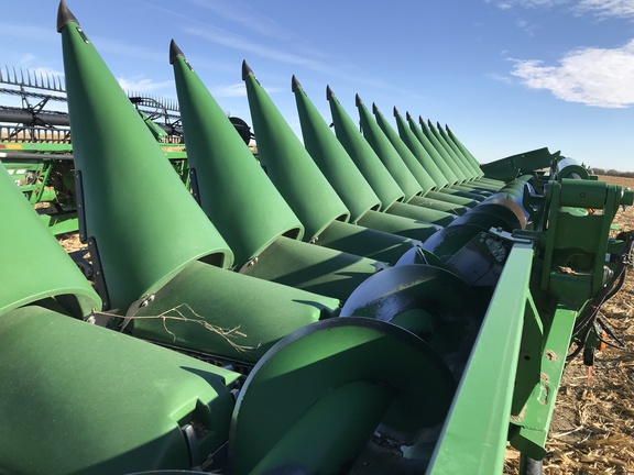 2022 John Deere C16F Header Corn Head