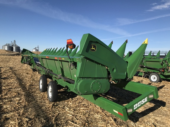 2022 John Deere C16R Header Corn Head