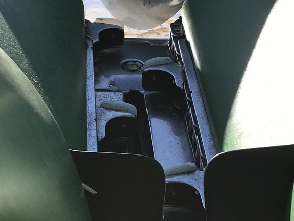 2022 John Deere C16R Header Corn Head