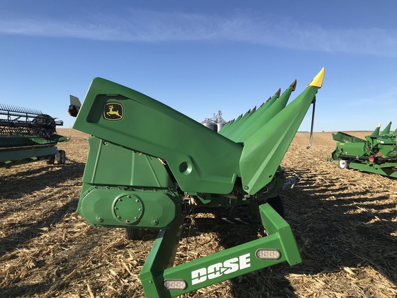 2022 John Deere C16R Header Corn Head