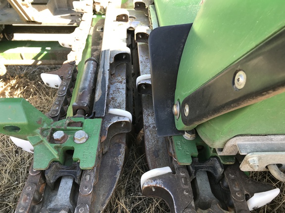 2022 John Deere C16R Header Corn Head
