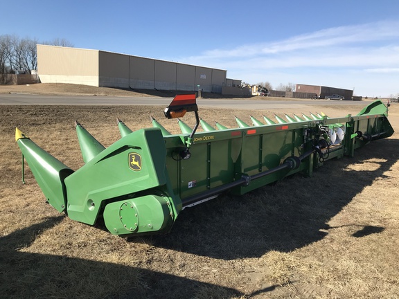 2022 John Deere C16R Header Corn Head
