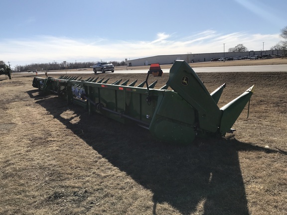 2022 John Deere C16R Header Corn Head