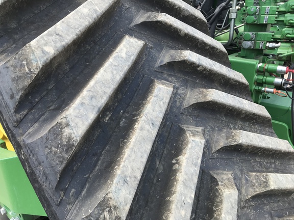 2020 John Deere 9620RX Tractor Rubber Track