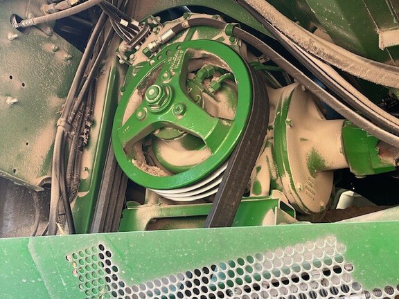 2022 John Deere S780 Combine