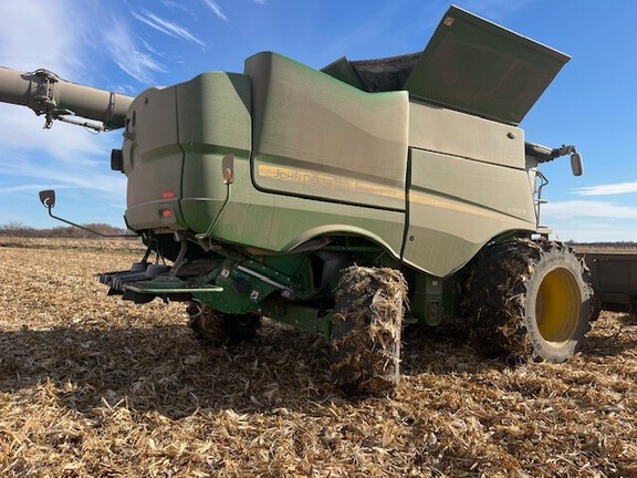 2022 John Deere S780 Combine