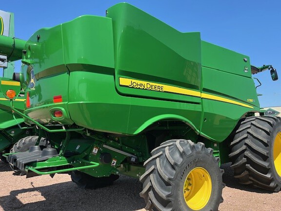 2022 John Deere S780 Combine