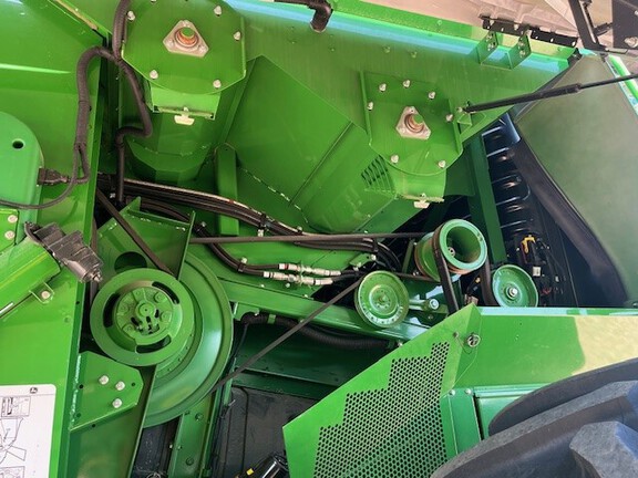 2022 John Deere S780 Combine