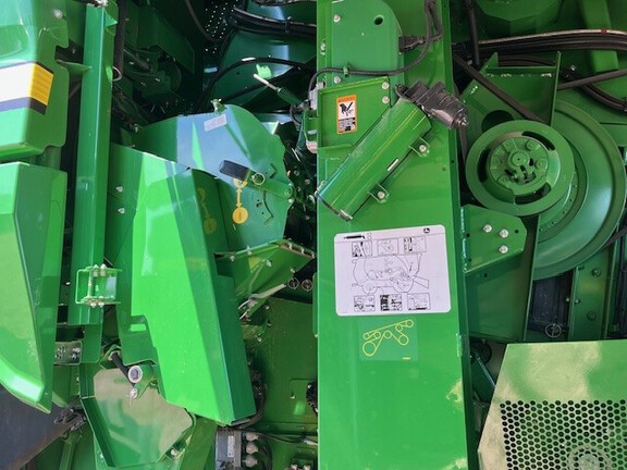 2022 John Deere S780 Combine
