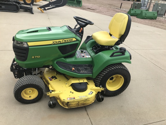 2013 John Deere X710 Garden Tractor