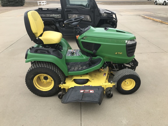 2013 John Deere X710 Garden Tractor