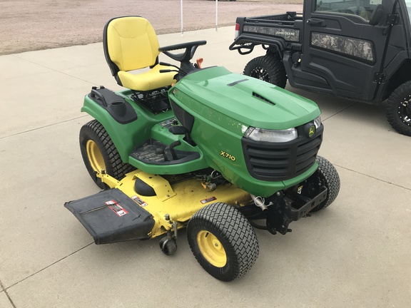 2013 John Deere X710 Garden Tractor