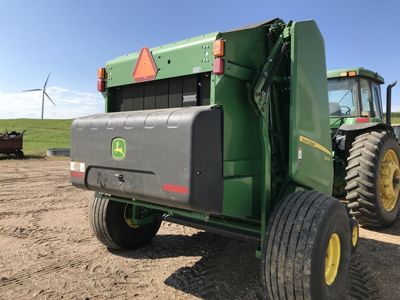 2019 John Deere 560M Baler/Round