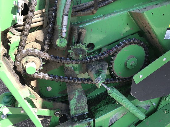 2019 John Deere 560M Baler/Round