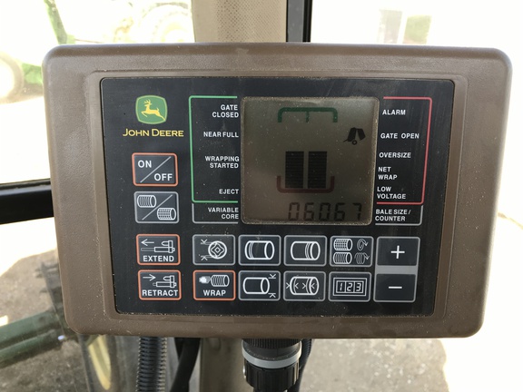 2019 John Deere 560M Baler/Round