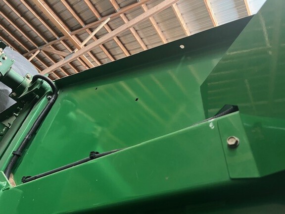2013 John Deere 569 Baler/Round