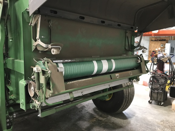 2020 John Deere 560M Baler/Round