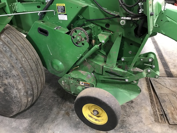 2020 John Deere 560M Baler/Round