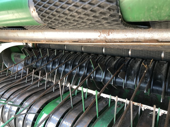 2020 John Deere 560M Baler/Round