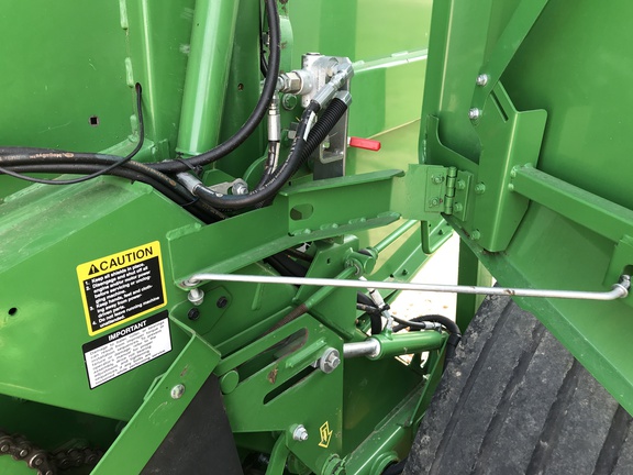 2020 John Deere 560M Baler/Round
