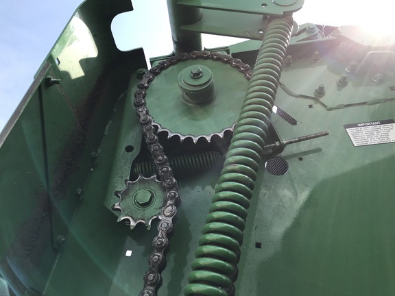 2020 John Deere 560M Baler/Round