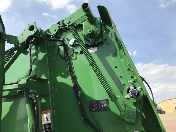 2020 John Deere 560M Baler/Round