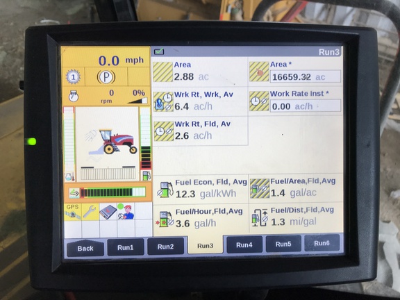 2015 New Holland Speedrower 220 Windrower