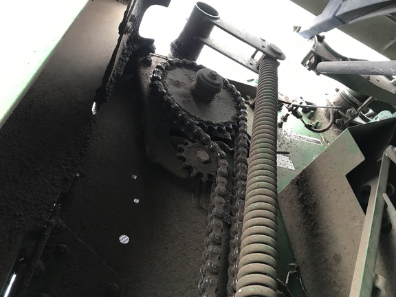 2016 John Deere 569 Premium Baler/Round