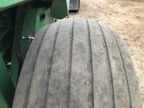 2016 John Deere 569 Premium Baler/Round