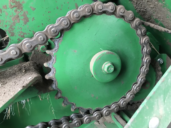 2016 John Deere 569 Premium Baler/Round