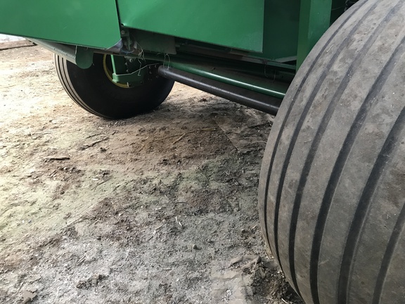 2016 John Deere 569 Premium Baler/Round