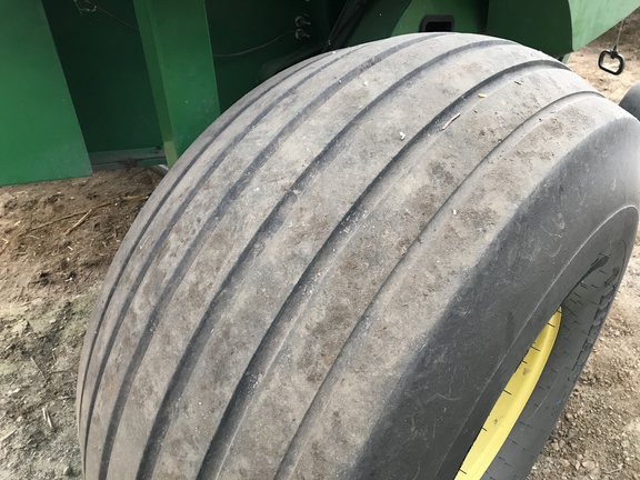 2016 John Deere 569 Premium Baler/Round