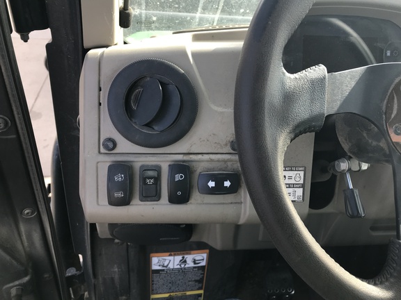 2023 John Deere XUV 835R ATV