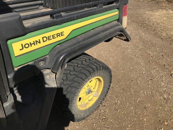 2023 John Deere XUV 835M ATV