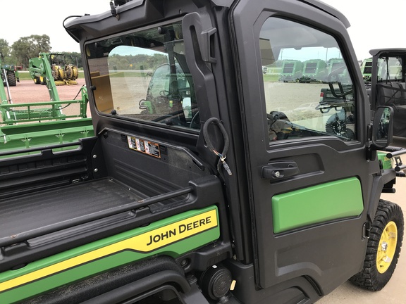 2023 John Deere XUV 835M ATV