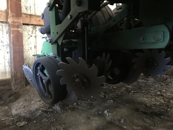 2012 John Deere 1770NT CCS Planter