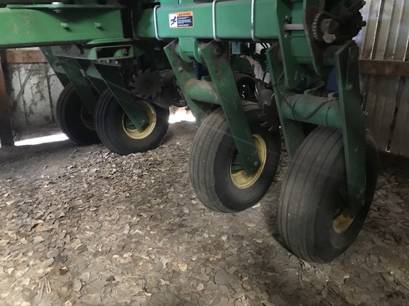 2012 John Deere 1770NT CCS Planter