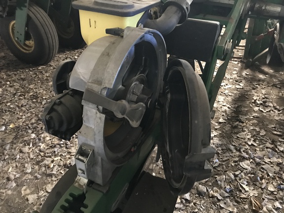 2012 John Deere 1770NT CCS Planter