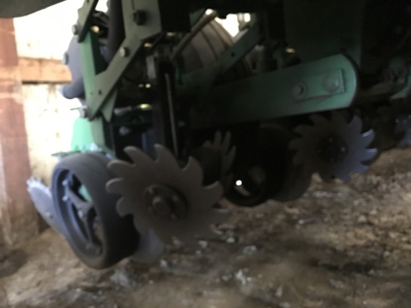 2012 John Deere 1770NT CCS Planter